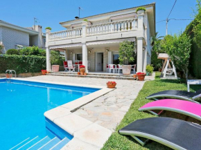 Гостиница Holiday Home Annamaria  Вилафортуни